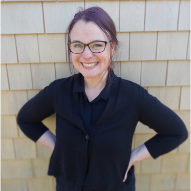 Petti new author photo Erin Petti